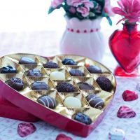 valentine candy and vase