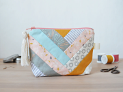 Wandering Wyld, Learn to Sew: Zippered Pouch Edition