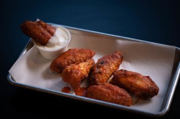 Rick's Pizza, Beer, & More, Famous Wings