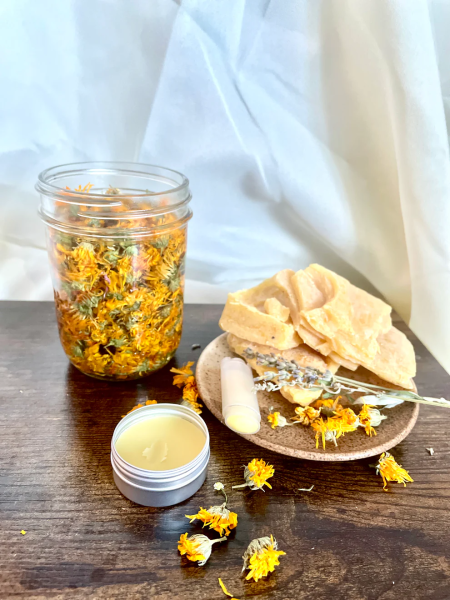 Wandering Wyld, Herbal Skincare: Make your Own Lip Balm