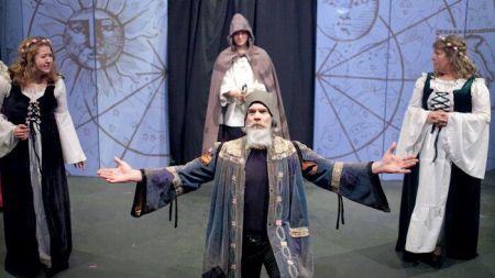 Brüka Theatre, Galileo - Stars In His Eyes Library Tour 2019