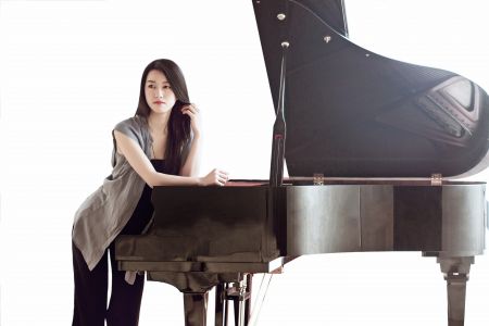Tahoe Symphony Orchestra, Hear Rising Star Yirong "Echo" Wang Perform Grieg's 'Piano Concerto,' Enjoy Tchaikovsky's Sweeping 'Romeo & Juliet,' + a Mozart Horn Concerto & Arias!