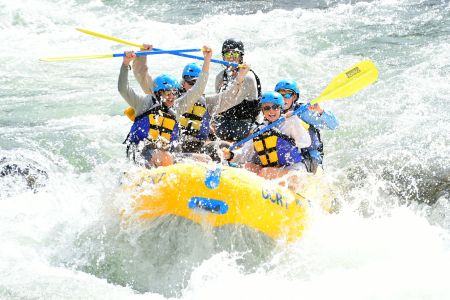 Tahoe Whitewater Tours, Truckee River: Verdi to Mayberry (Class III Whitewater)