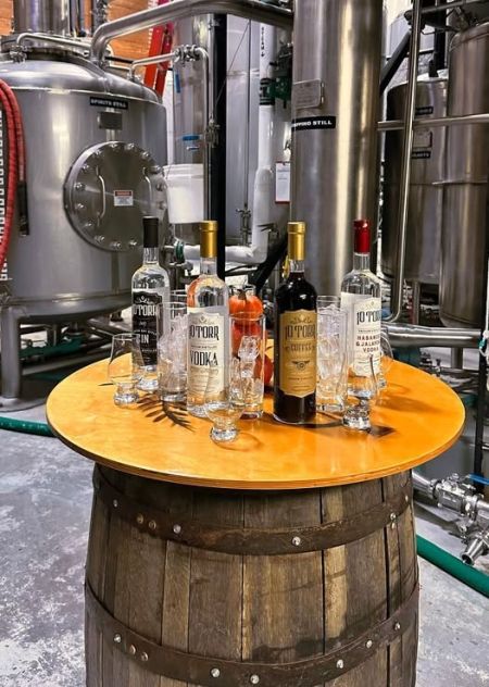 10 Torr Distilling & Brewing, Masters Experience Tour