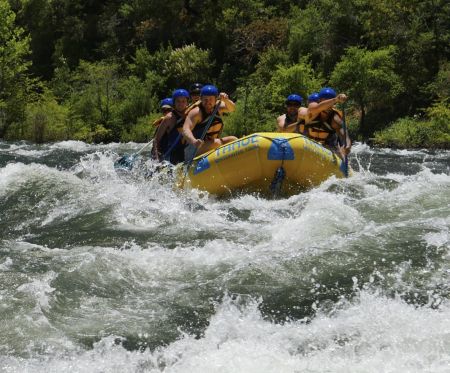 Tahoe Whitewater Tours, South Fork American River: Chile Bar (Class III+ Whitewater)